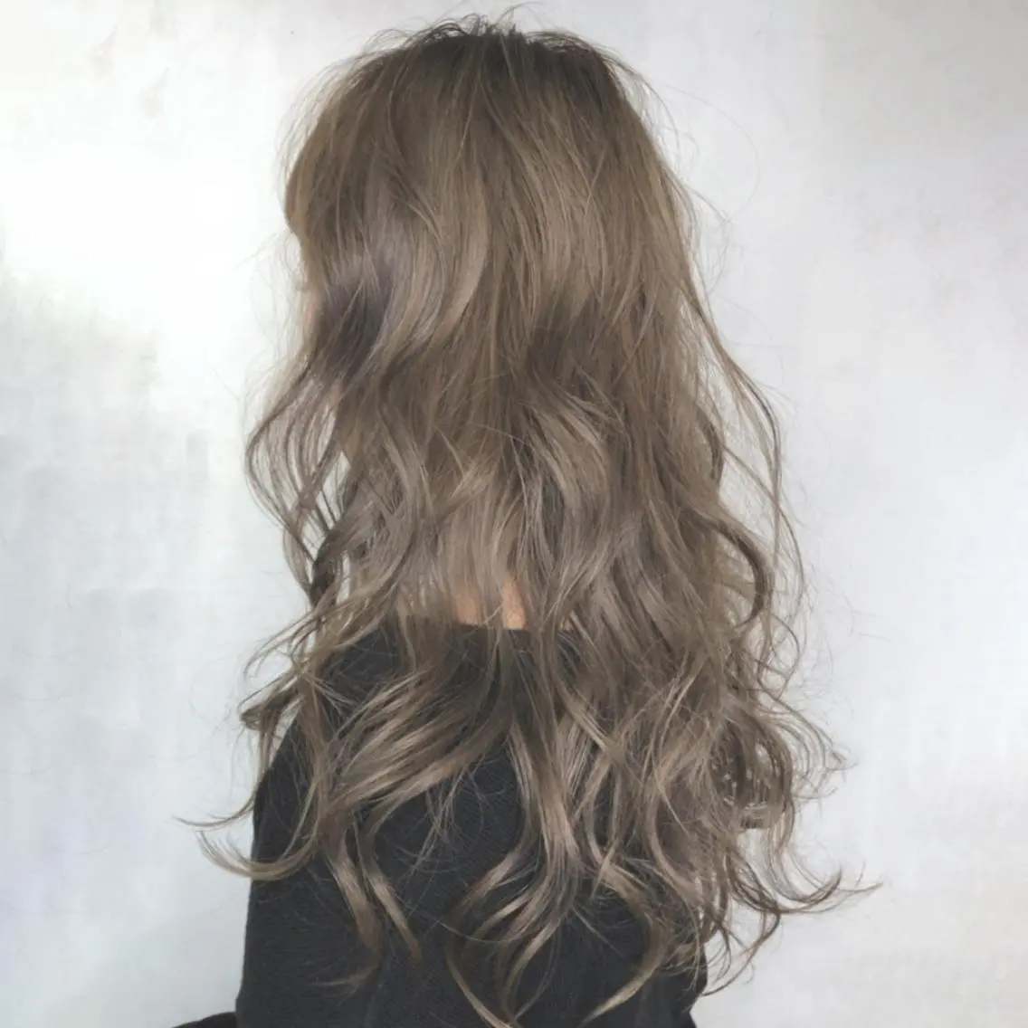 ロング カラー パーマ ヘアアレンジ ベージュカラー カット ITbyALBUM 中野店のヘアスタイル