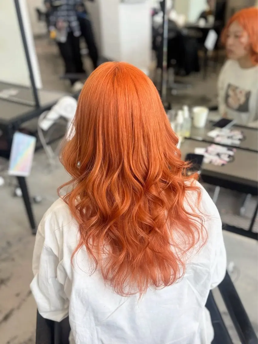 カラー ブリーチ 透明感カラー ネイビーカラー オレンジ ピンクカラー ヘアカラー トリートメント 🍒似合わせ×ハイト ーン🍒ユリナのヘアスタイル