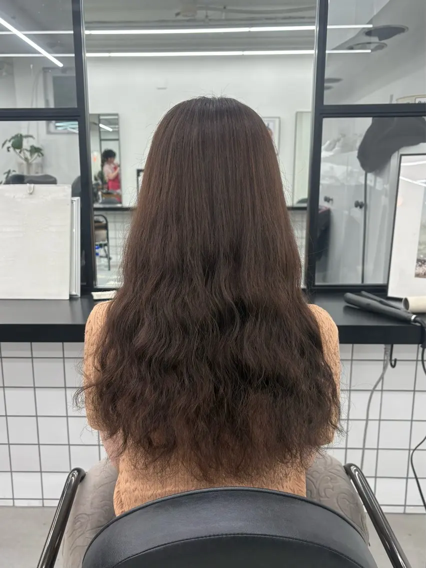 ロング カラー ベージュカラー オリーブベージュ ヘアカラー 🌟ゆりあ🌟 JILLSTUDIOのヘアスタイル