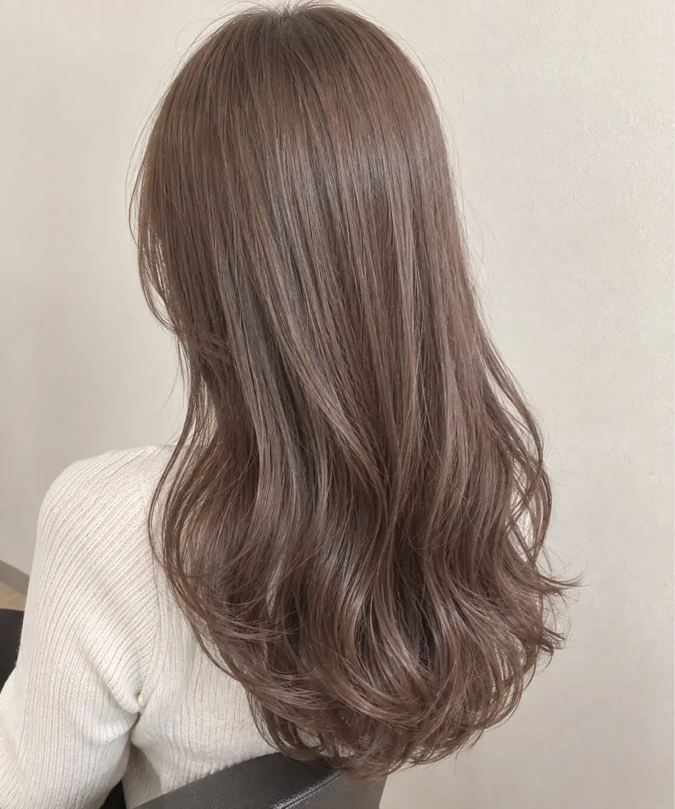ロング カラー ベージュカラー ヘアカラー 松下 美優のヘアスタイル