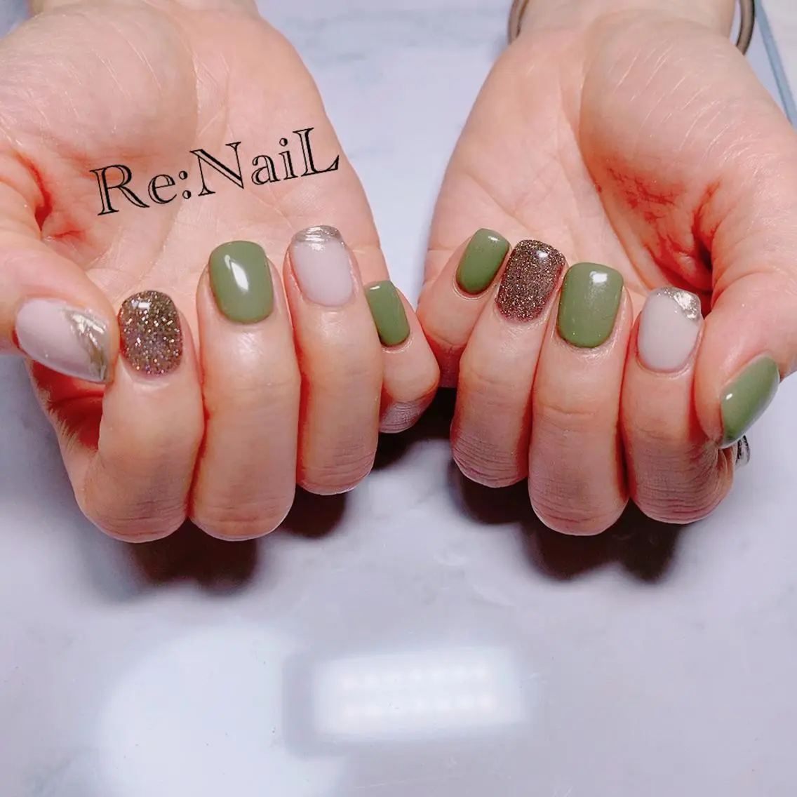 ネイル フラッシュネイル フレンチネイル ジェルネイル グリーン ミラーネイル Re:NaiL (リネイル)のネイルデザイン