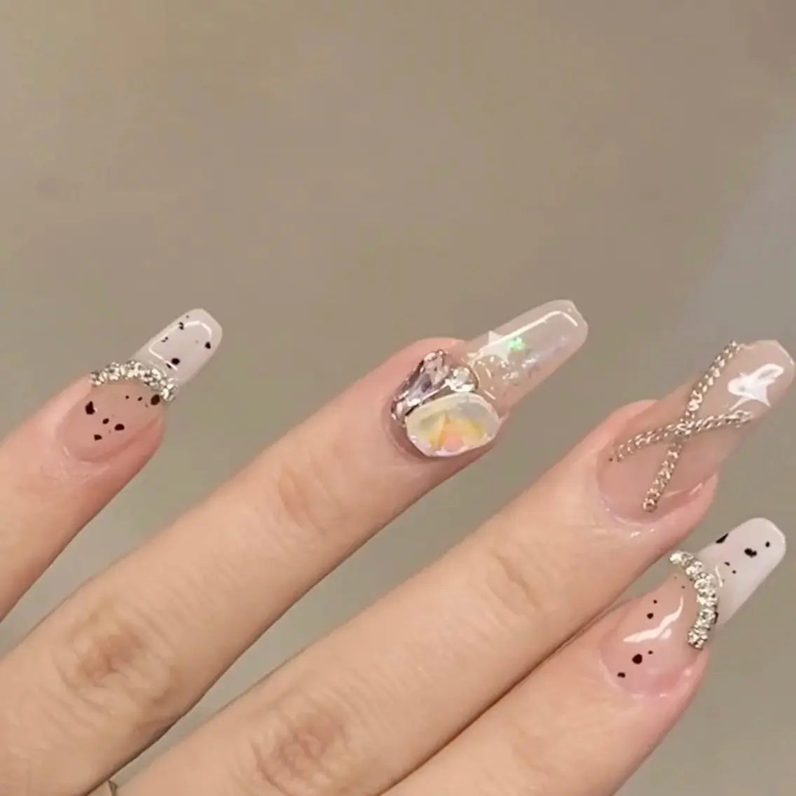ネイル ハンドネイル ハンドケア More Glam八王子店のネイルデザイン