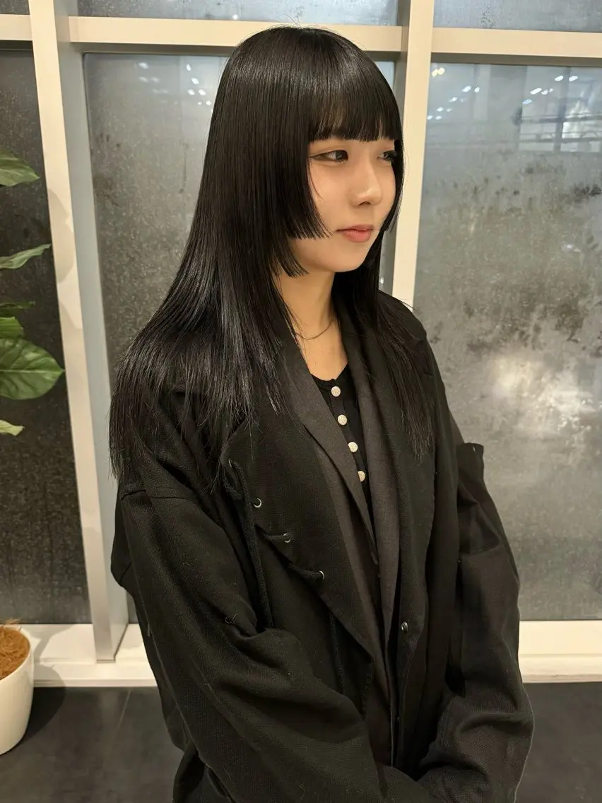 ミディアム カラー ブリーチ🧚 ボブ✍️レイヤーのヘアスタイル