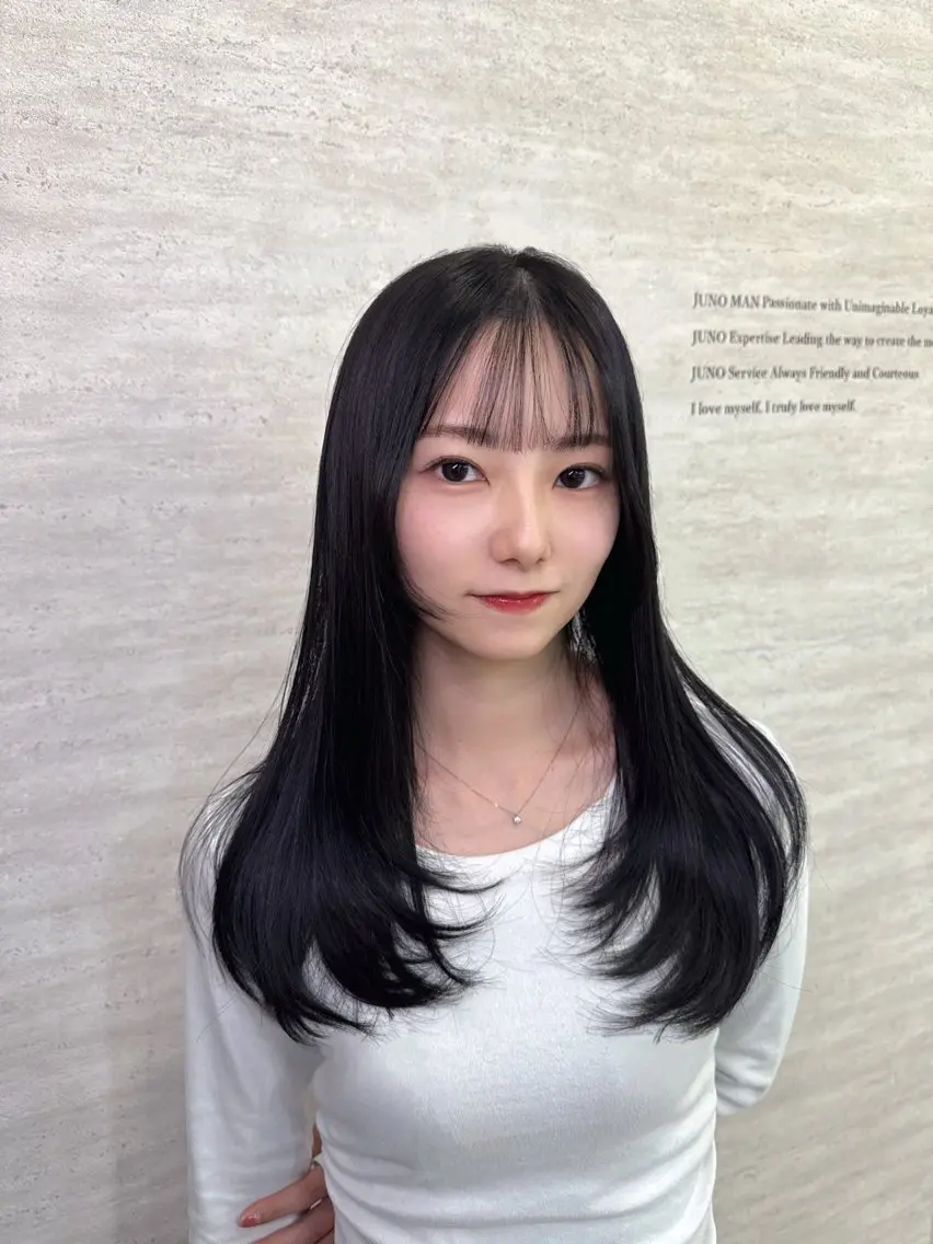 ロング カラー ヘアアレンジ カット ヘアカラー トリートメント 韓国レイヤーカット/ 儚げカラーチナツのヘアスタイル