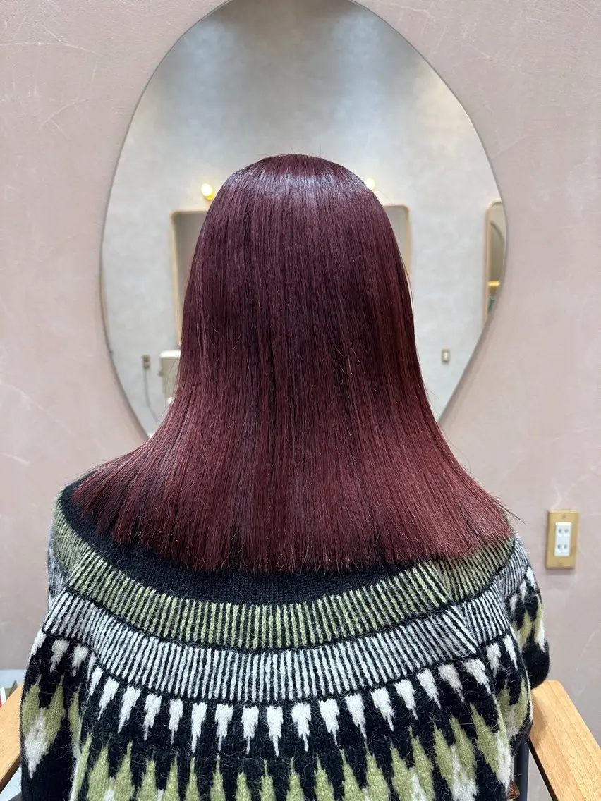 セミロング カラー ブリーチ ブリーチなしカラー レッドカラー 越後 遥/ 透明感カラー🪞🤍のヘアスタイル
