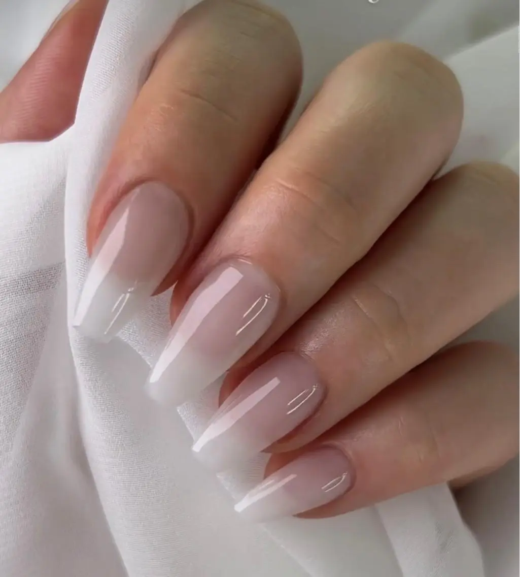 ネイル ハンドネイル ISA_ BELLAのネイルデザイン