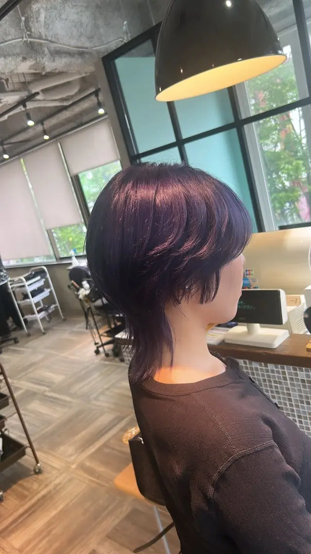 ショート パープルカラー ウルフカット カット ヘアカラー トリートメント 国府田 裕のヘアスタイル