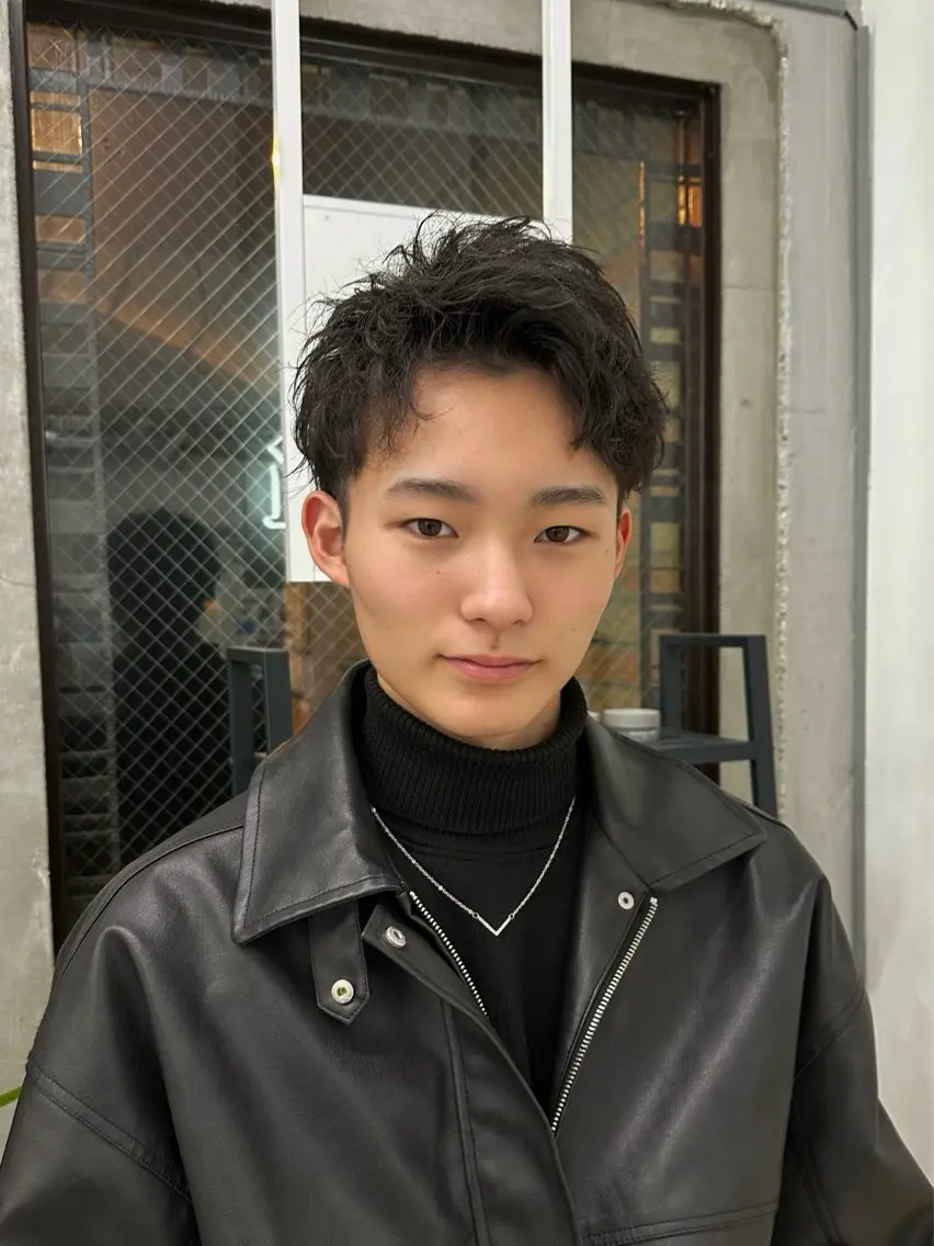 ショート 学生 ツイストパーマ 🧃Kawakami kotomi🧃のヘアスタイル