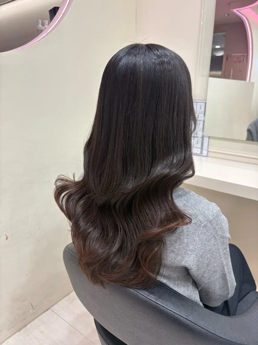 ロング トリートメント 💕мei 透明感カラー💕のヘアスタイル
