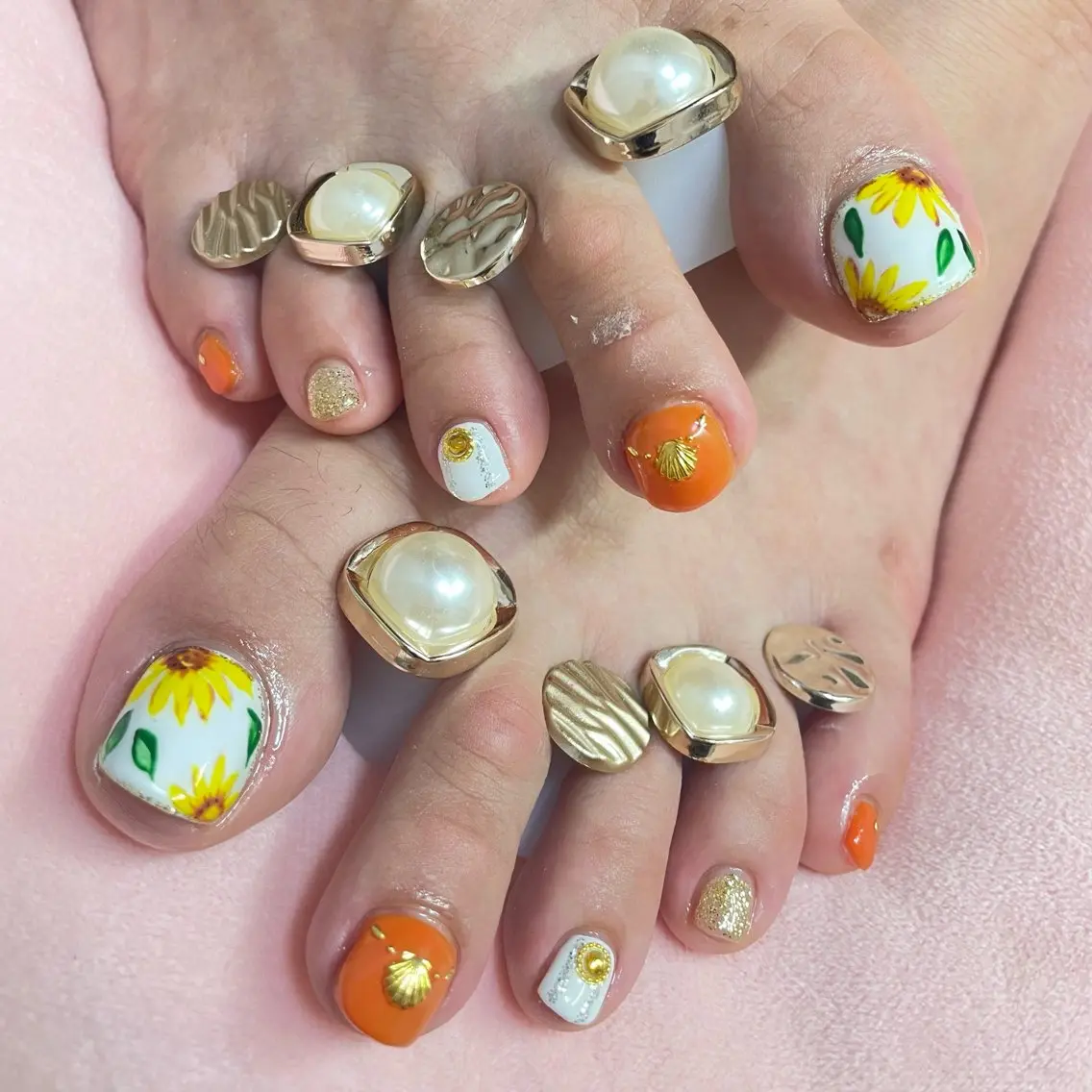 ネイル ハンドネイル フットネイル nailsalon momoのネイルデザイン