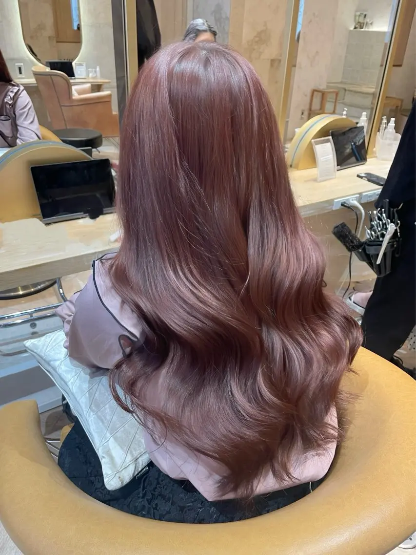 ロング カット ヘアカラー sakura/韓国 /透明感カラーのヘアスタイル
