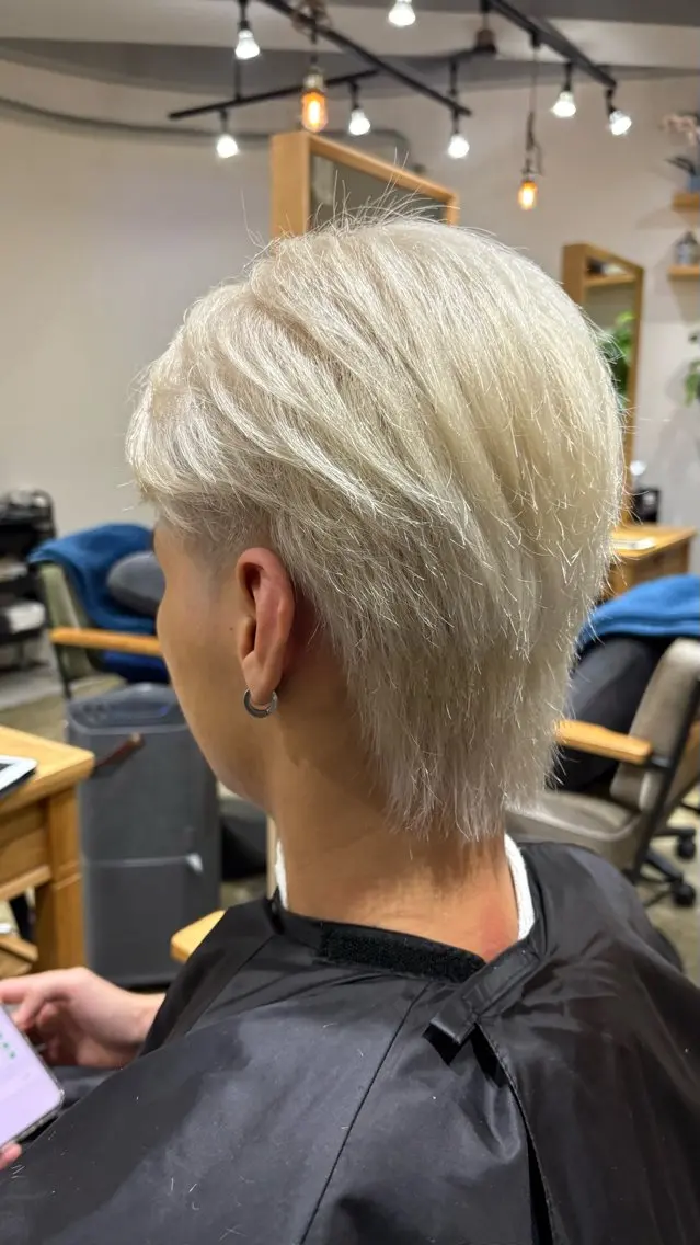 ショート メンズ くせ毛特化・縮毛矯正 メンズパーマ・笠原のヘアスタイル