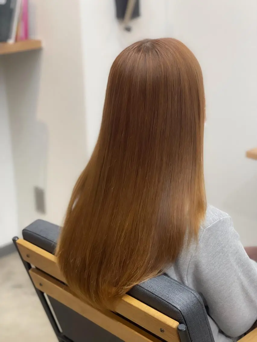 【今まで諦めてた方必見👀ブリーチ毛でも大丈夫✨】ダメージレス縮毛矯正+カット+トリートメントの写真