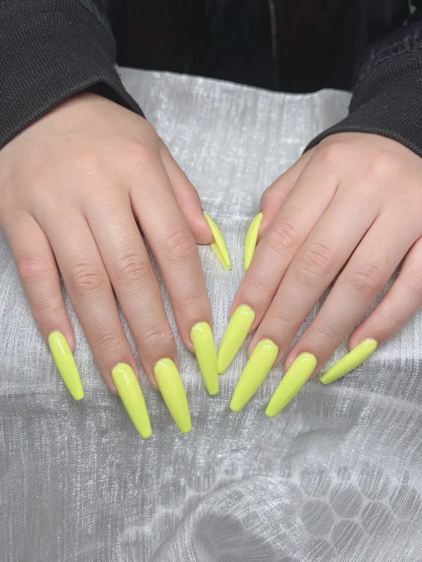 ネイル オーロラネイル チークネイル 長さ出し フットネイル フレンチネイル ハンドネイル Lee Nails チップ長さだし専門店のネイルデザイン