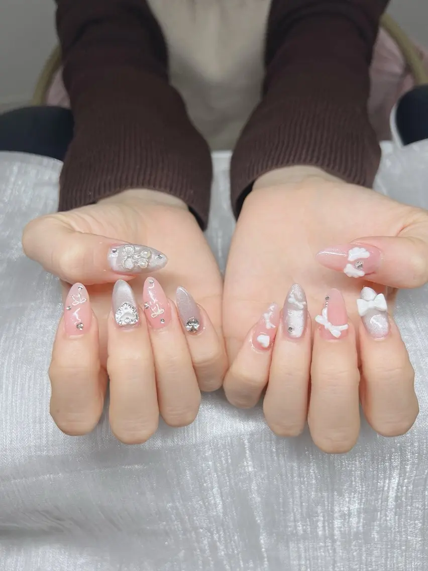 ネイル オーロラネイル チークネイル 長さ出し フットネイル フレンチネイル ハンドネイル Lee Nails チップ長さだし専門店のネイルデザイン