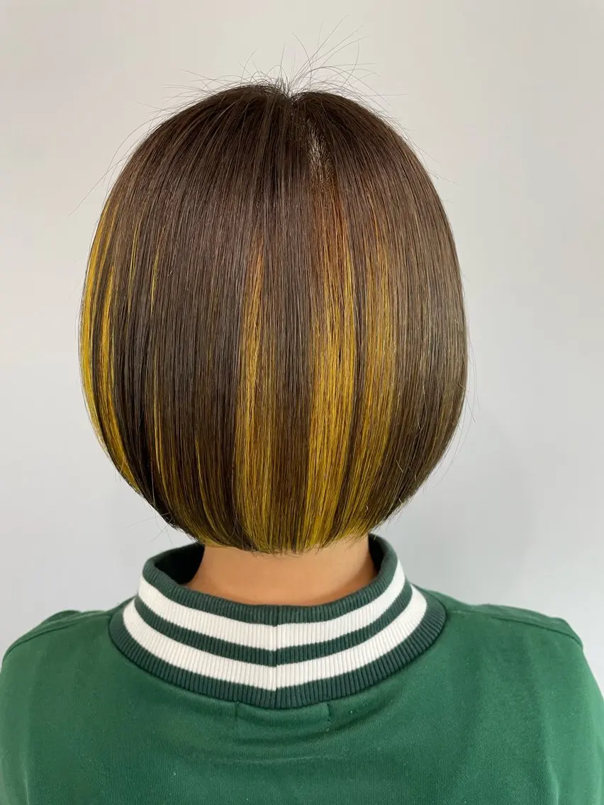 ショート カラー 今雪 聡美のヘアスタイル