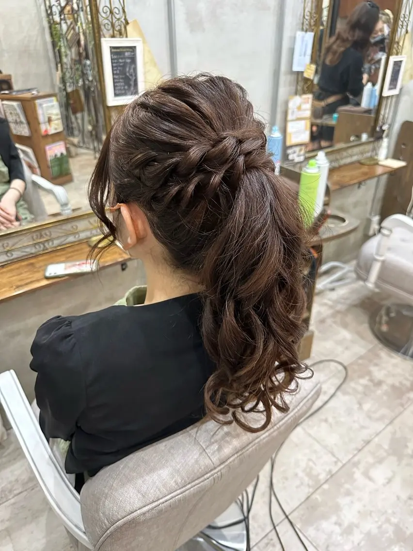ロング ヘアアレンジ カット スパのヘアスタイル