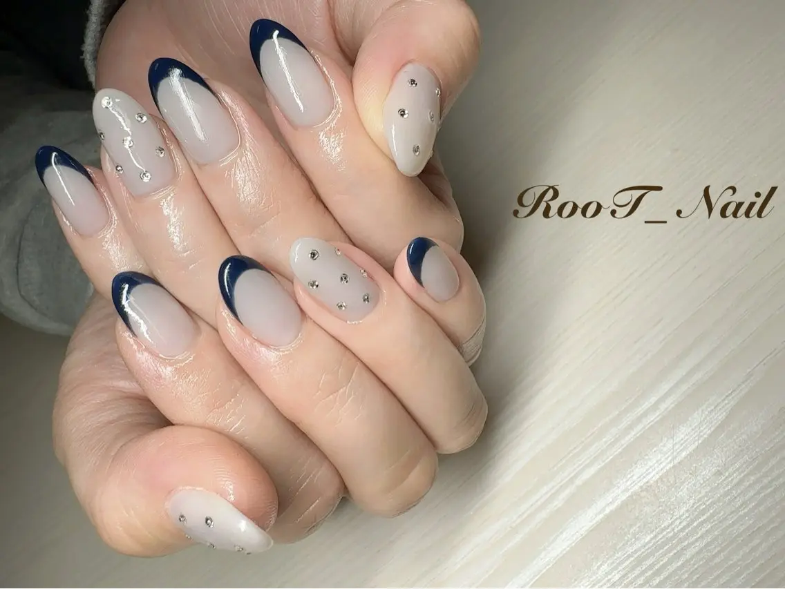 ネイル フレンチネイル ハンドネイル RooT Nailのネイルデザイン