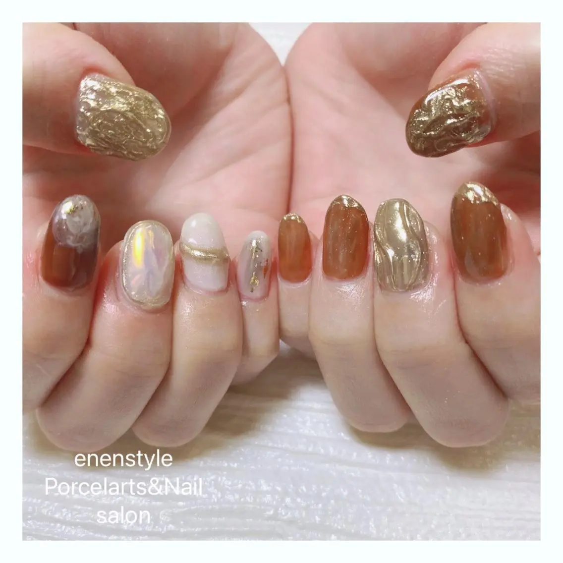 ミディアム ネイル ハンドネイル 🐾enen style 🐾のネイルデザイン