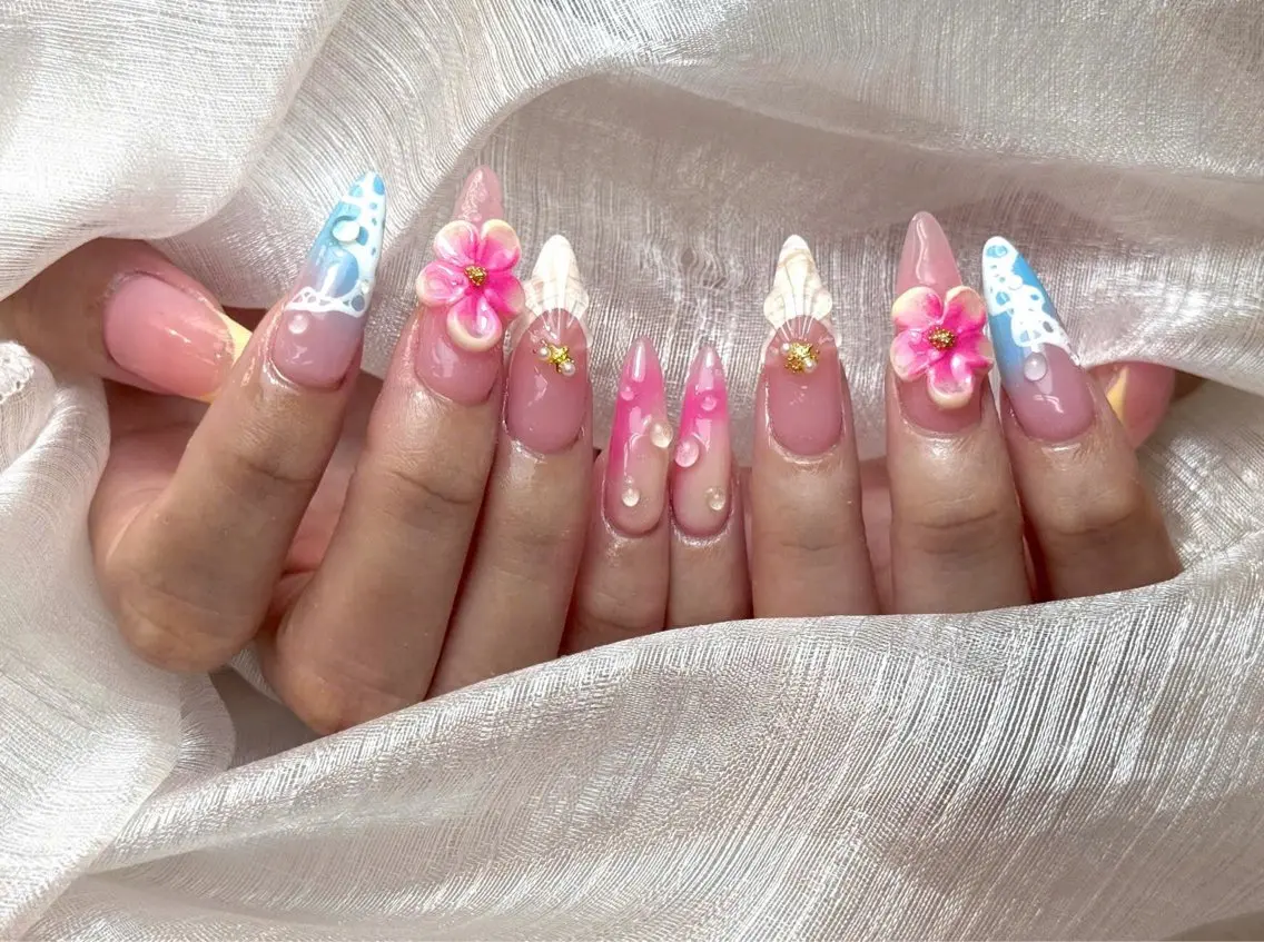 ネイル アートネイル ジェルネイル ニュアンスネイル シンプルネイル NIE MoMoのネイルデザイン