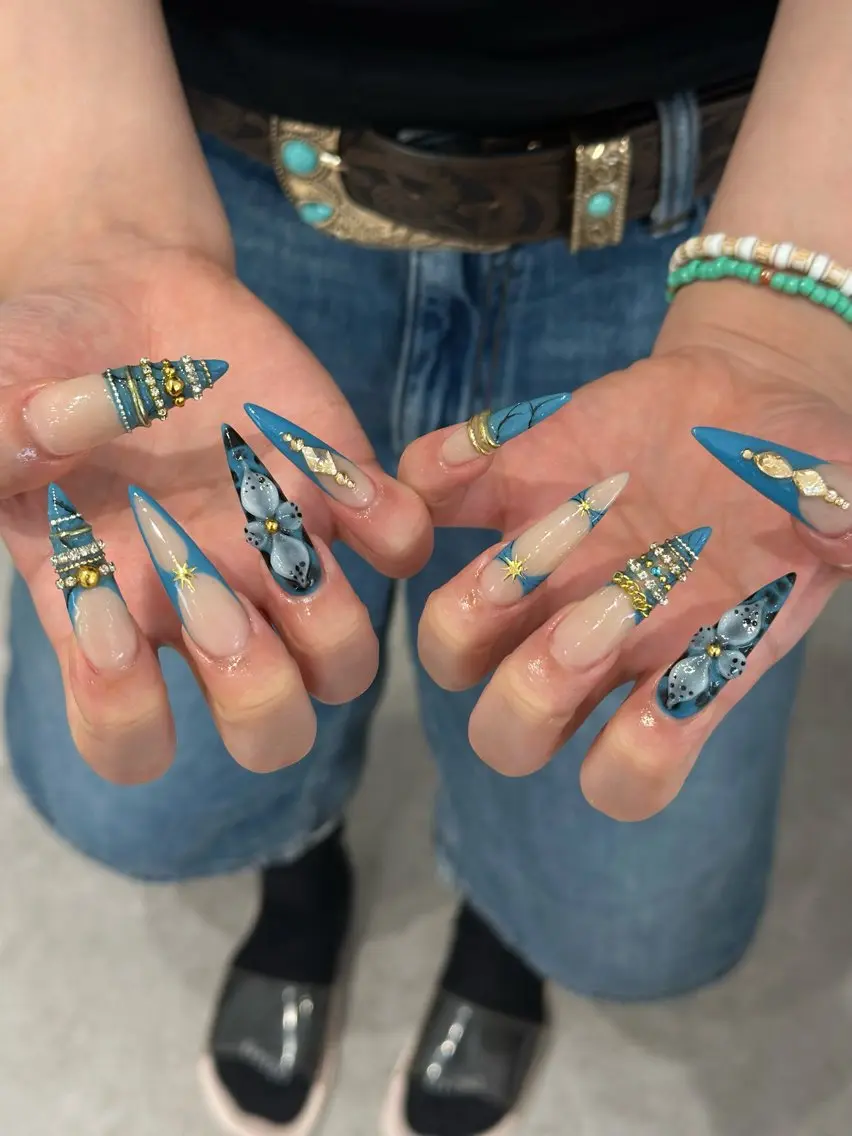 ネイル チークネイル ドット フレンチネイル グラデーション ハート ハンドネイル ハンドケア Eli Muse 新宿ネイルのネイルデザイン