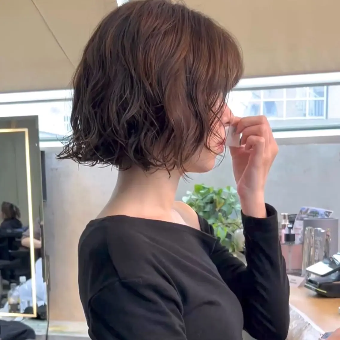 ミディアム ミディアムパーマ ボブ カット ヘアカラー パーマ ボブ/縮毛矯正/ レイヤー/塚田のヘアスタイル