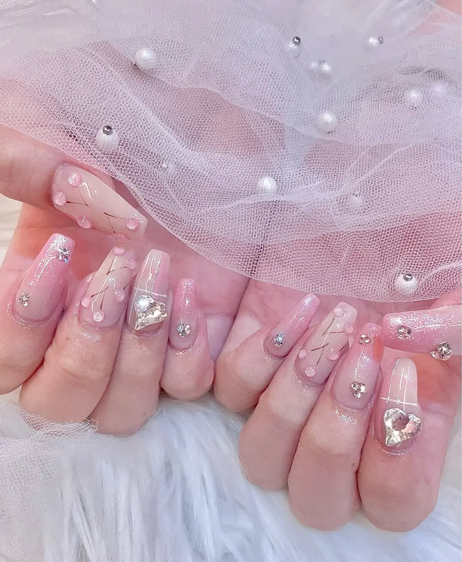 ネイル ハンドネイル KIREIE Chinatsuのネイルデザイン