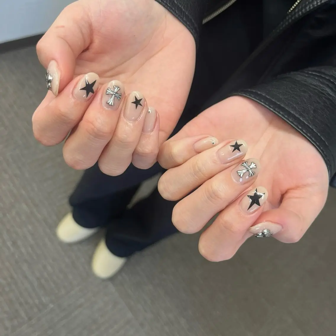 ネイル フラッシュネイル フットネイル フレンチネイル ジェルネイル ラメ(グリッター) ハンドネイル ネイルサロン ⭐︎Linoのその他イメージ