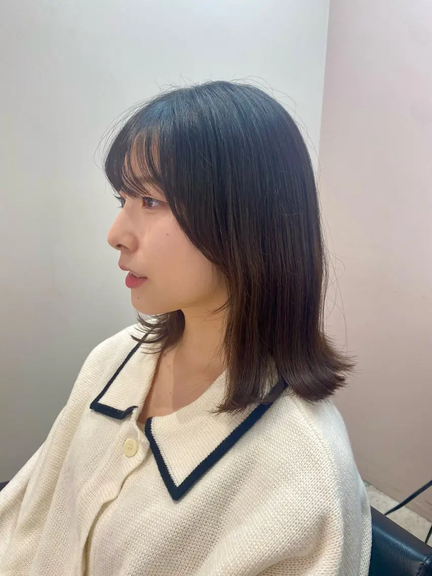 ミディアム カラー カット ヘアカラー 韓国🇰🇷艶髪 ケアカラーSHURIのヘアスタイル