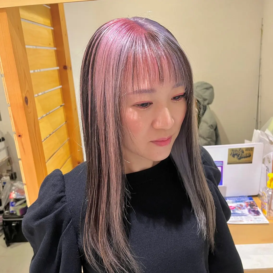 セミロング カラー ブリーチ ✨髪質改善🎨 杉本賢人のヘアスタイル