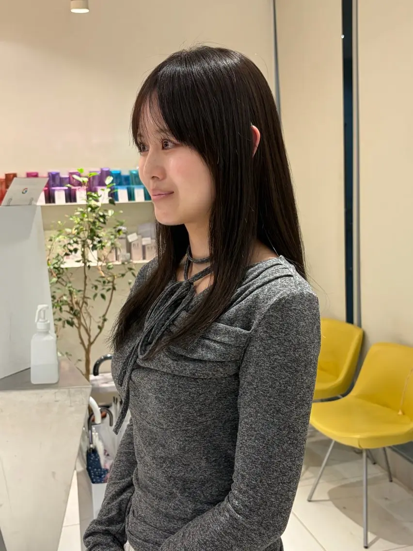 ロング カラー ヘアカラー 黒川 恵莉のヘアスタイル