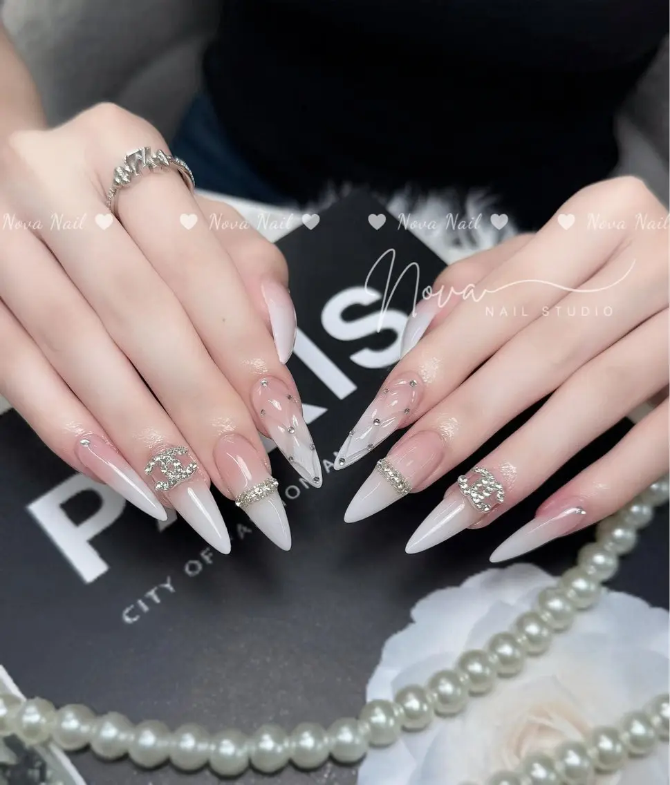 ネイル ハンドネイル ハンドケア Kitty Nail Novaのネイルデザイン