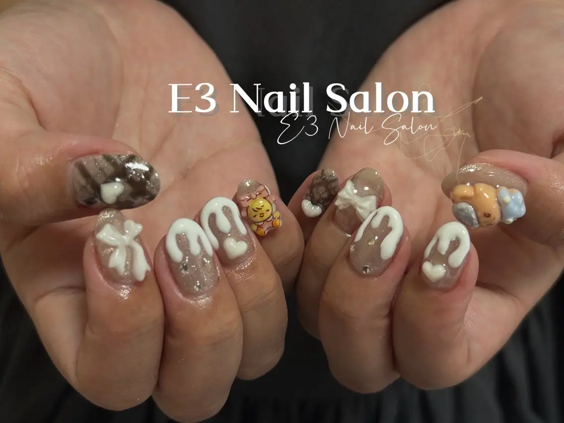 ネイル アニマル柄 オーロラネイル べっ甲ネイル ボルドー ブラウン ハンドネイル E3 Nail Salonのネイルデザイン