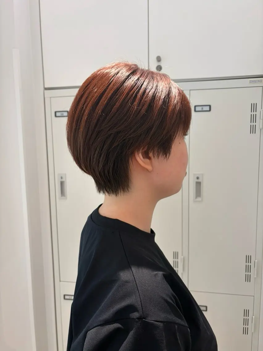 ショート カット トリートメント 【レイヤー艶カラー】 🎀moka🎀のヘアスタイル