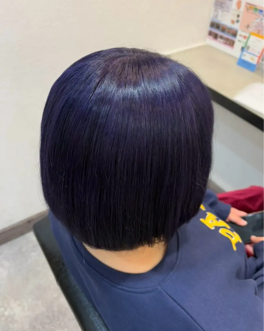 ショート カラー ブリーチ グレージュ 🪄くすみカラー❇️ 名塚比奈乃🪄のヘアスタイル