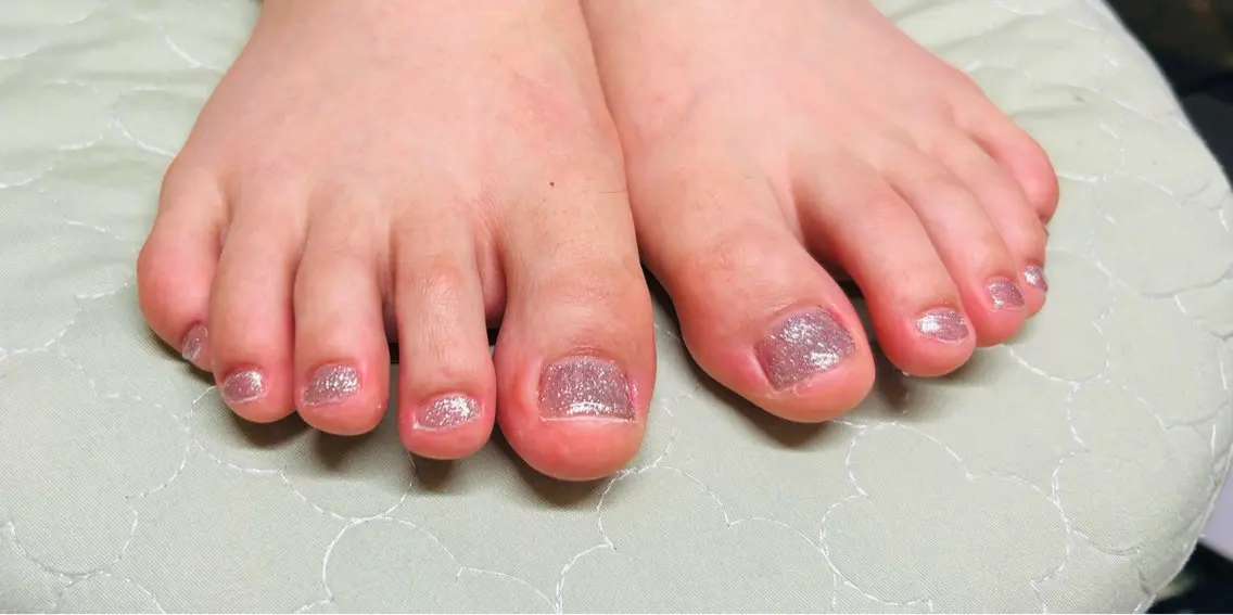 ネイル フットネイル 馬 清君のネイルデザイン