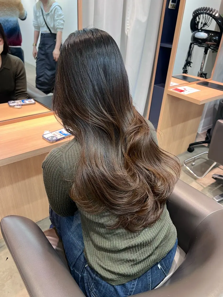 ロング 山中 欧輔のヘアスタイル
