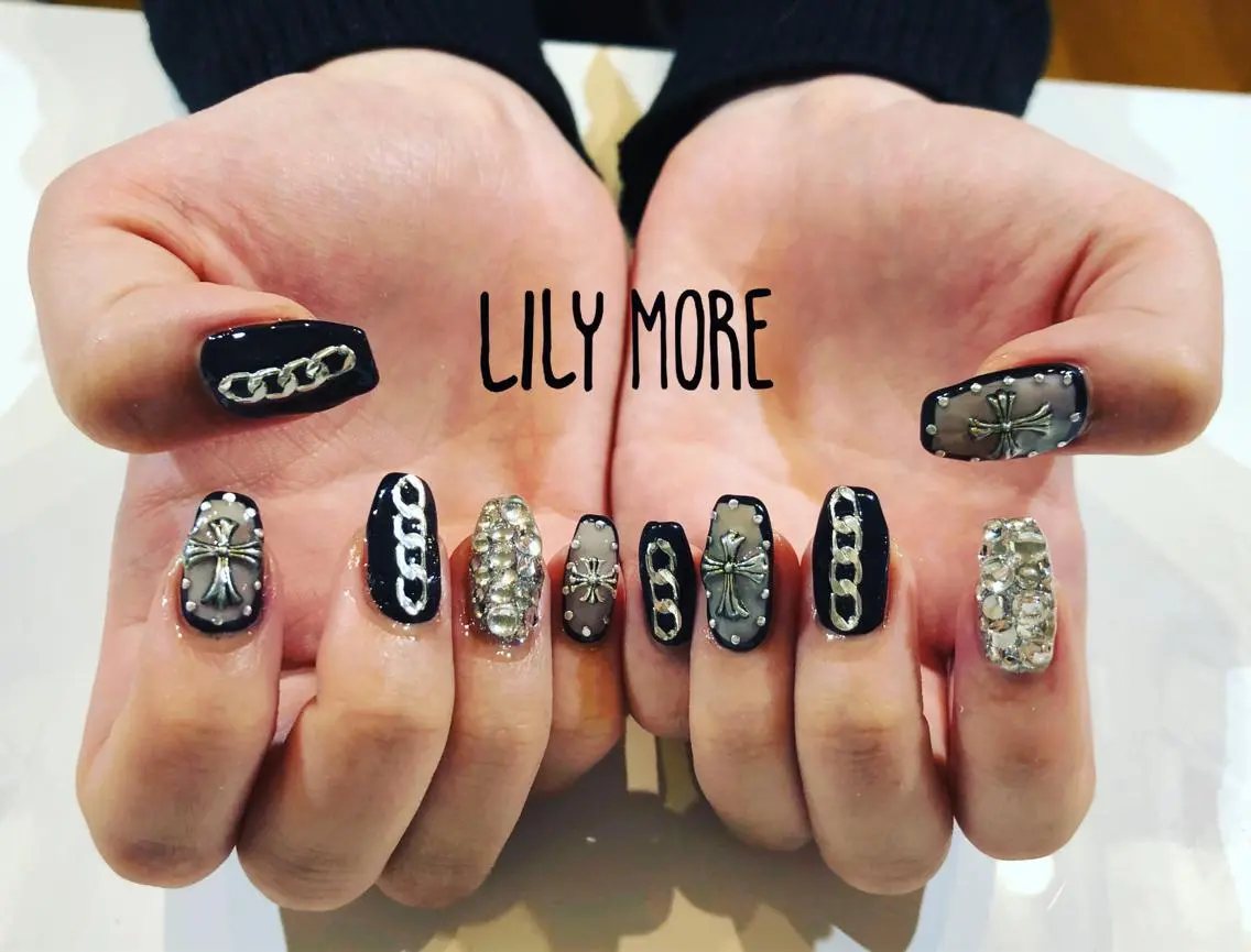 ネイル シルバー Lily closetのネイルデザイン