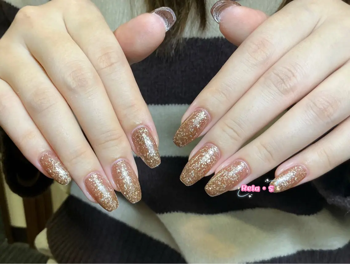 ネイル オーロラネイル 長さ出し フレンチネイル ジェルネイル ガラスフレンチ ハンドネイル Rela・S NAILのネイルデザイン