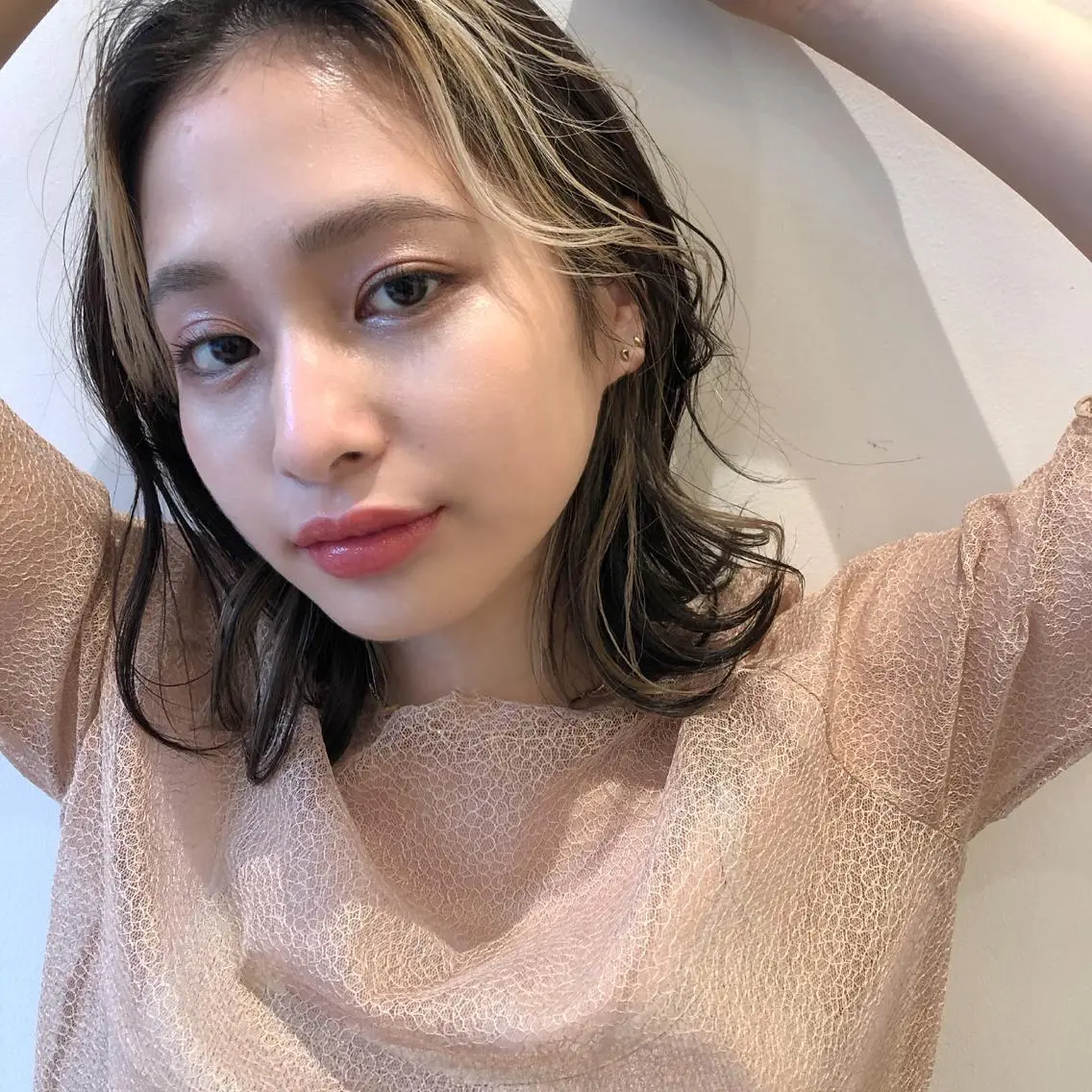 レイヤーカット/ ハイライト　千咲季のヘアスタイル
