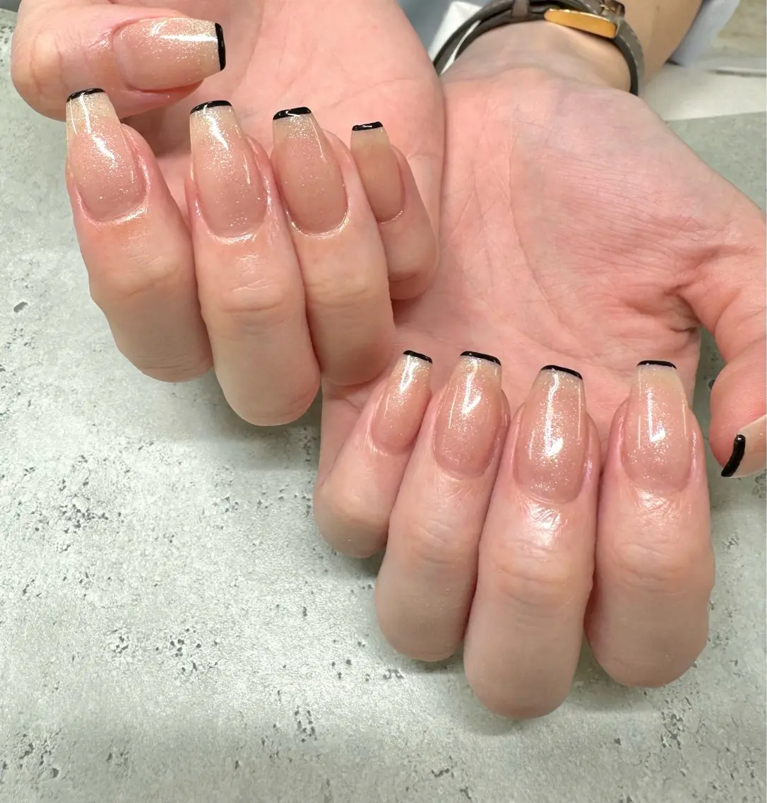 ネイル フレンチネイル 濱田 桃葉のネイルデザイン