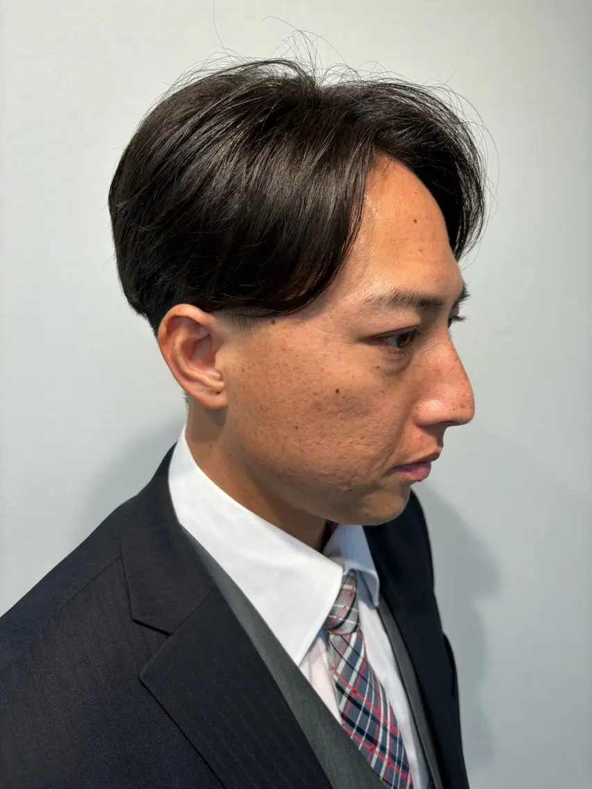 メンズ センターパート メンズパーマ 穐田 航のヘアスタイル