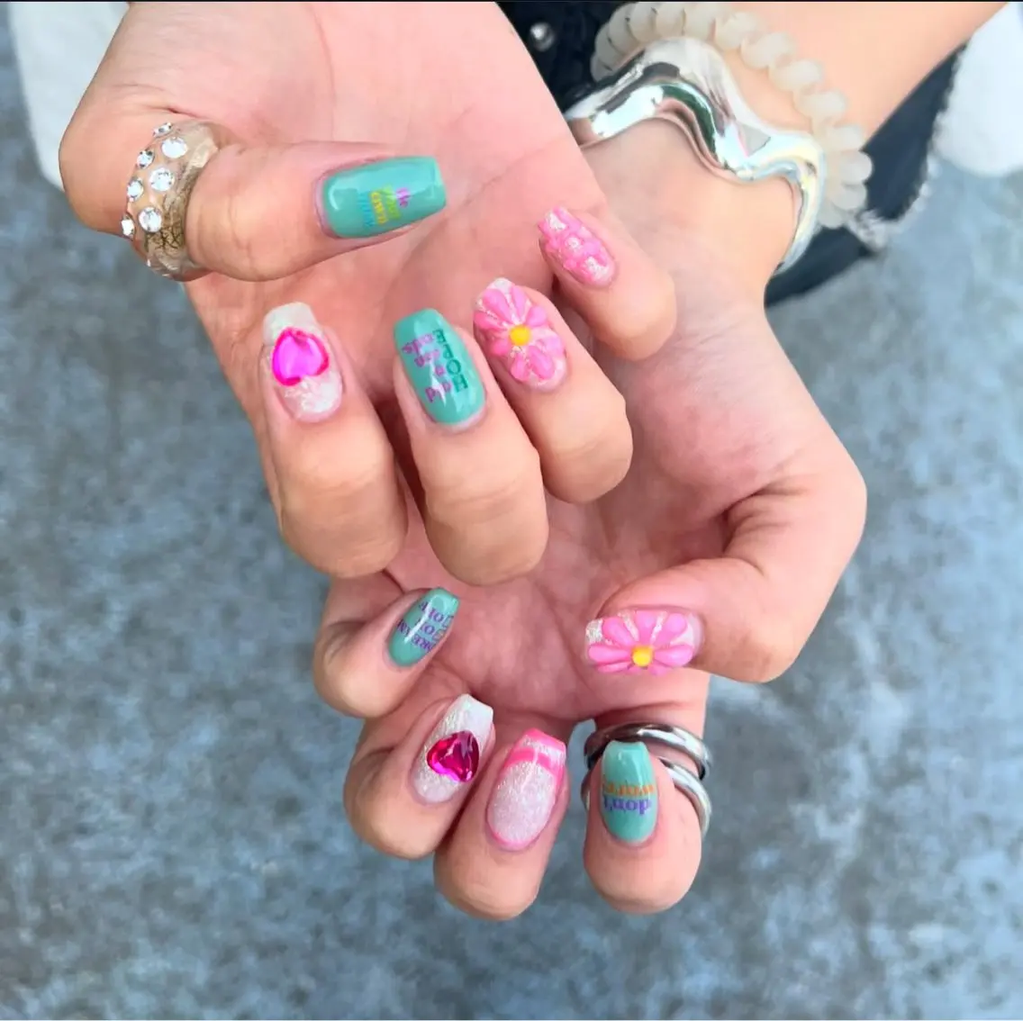 ネイル ロングネイル ハンドネイル Luann nail Sakiのネイルデザイン