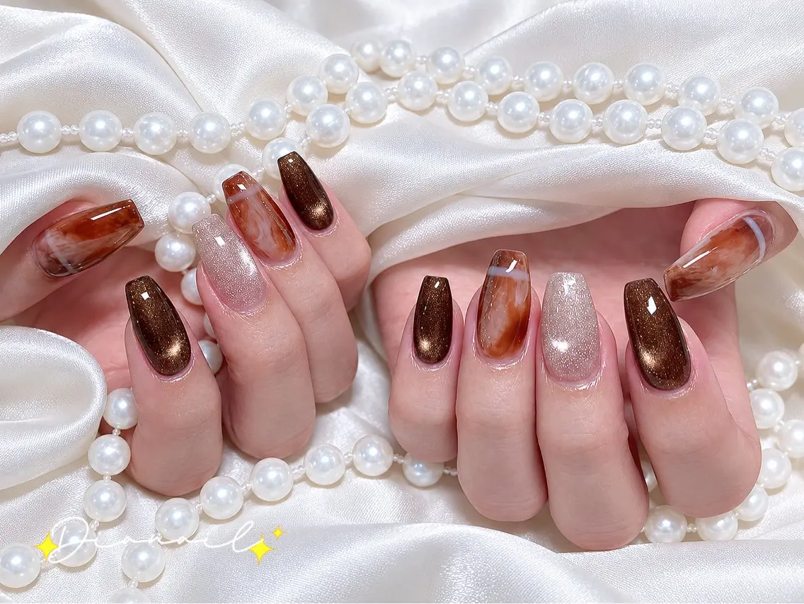 ネイル フットネイル 韓国ネイル レース マグネットネイル ニュアンスネイル ハンドネイル Dia nail サロンのネイルデザイン