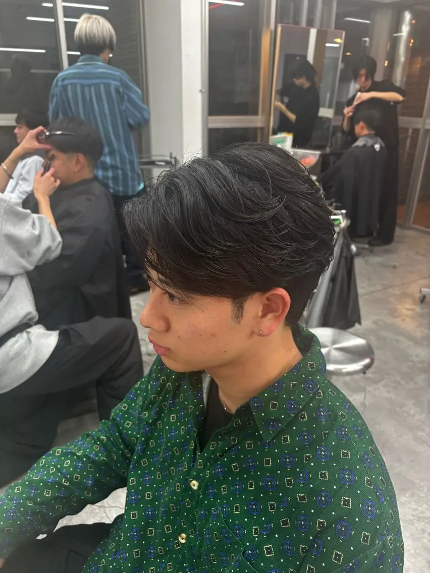 パーマ メンズ カット パーマ メンズ特化✨️ 韓国風パーマ🔥一八のヘアスタイル