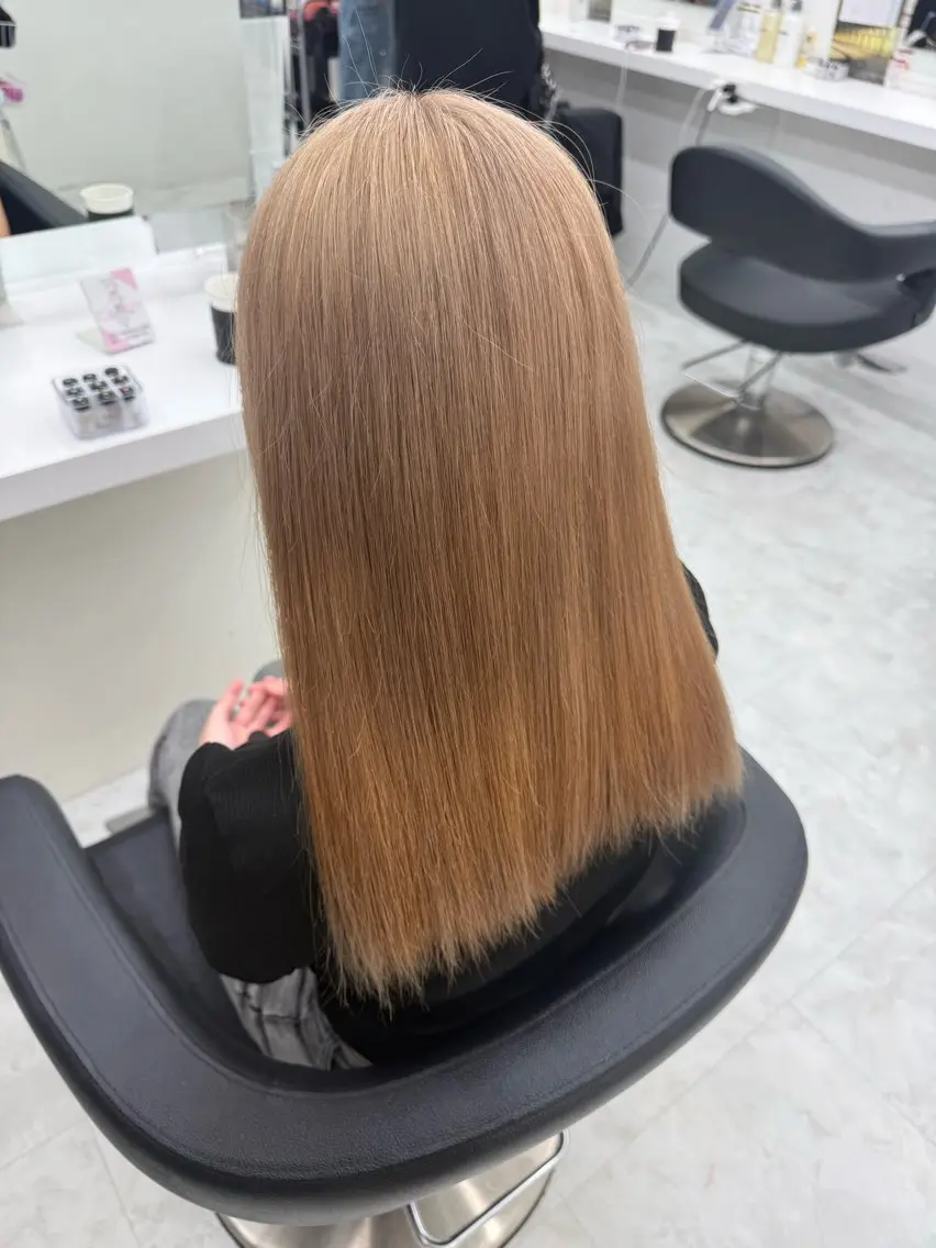 ロング カラー ヘアカラー 🧸レイヤー× ベージュ🥯カホ🍯のヘアスタイル