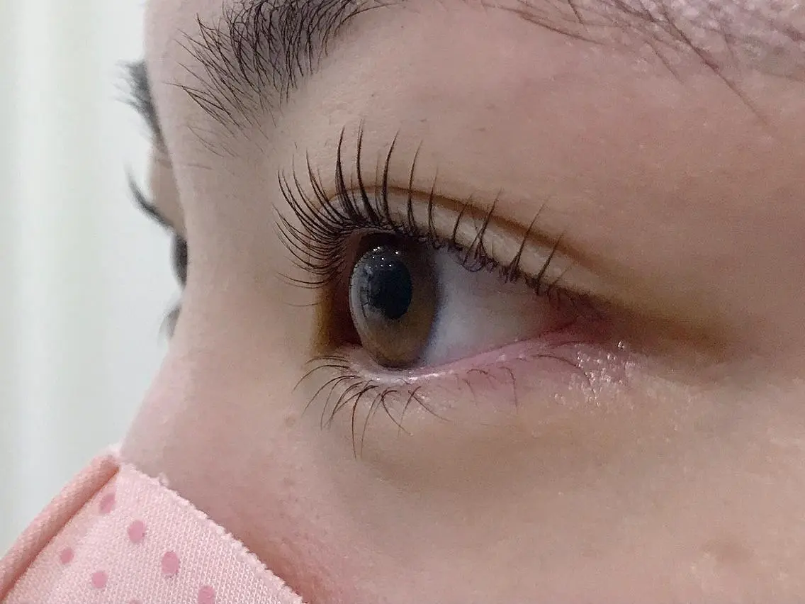 マツエク・マツパ パリジェンヌラッシュリフト REI eyelashのマツエク・マツパデザイン