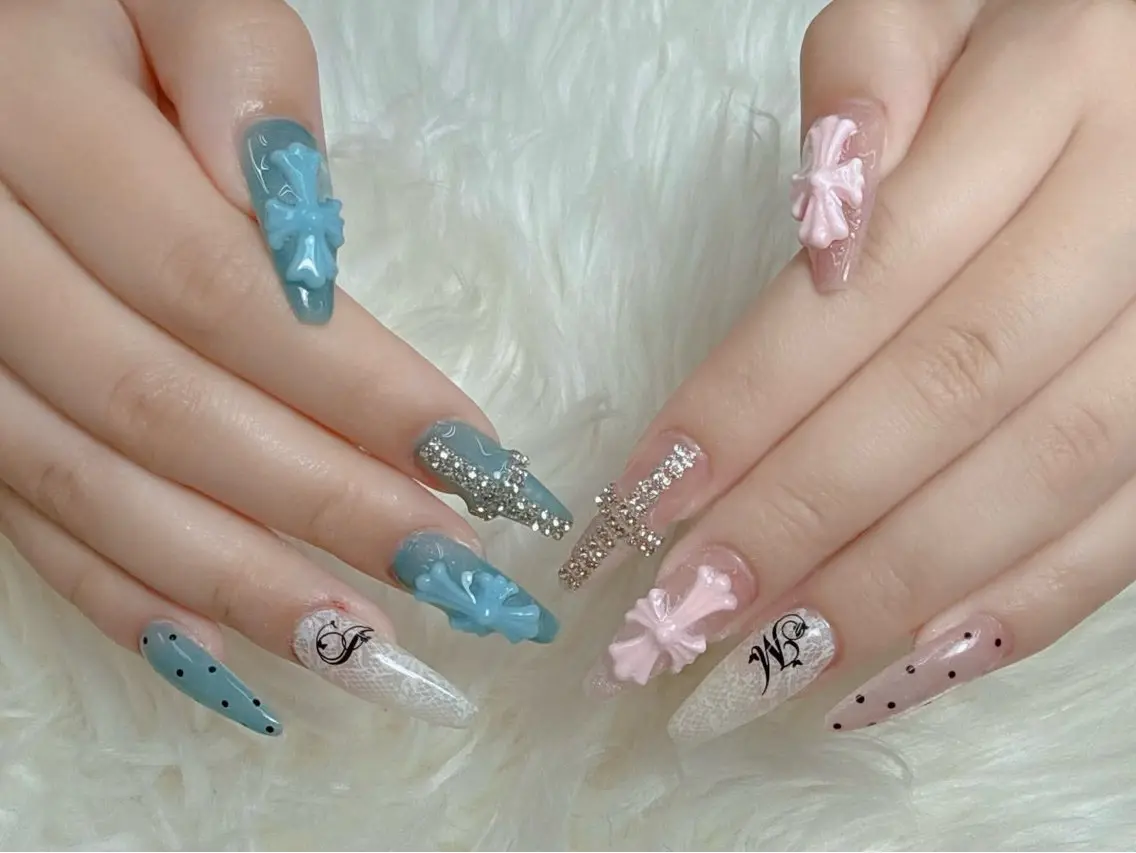 ネイル ブルー フットネイル フレンチネイル 韓国ネイル マグネットネイル ハンドネイル ハンドケア Hara Nail 【持ち込みOK】のネイルデザイン