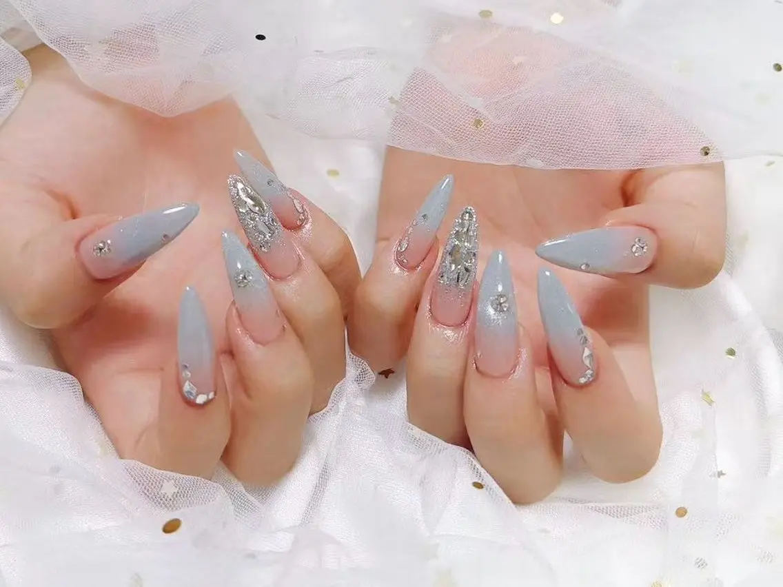 ネイル ジョリ kasumi🌹💅のネイルデザイン