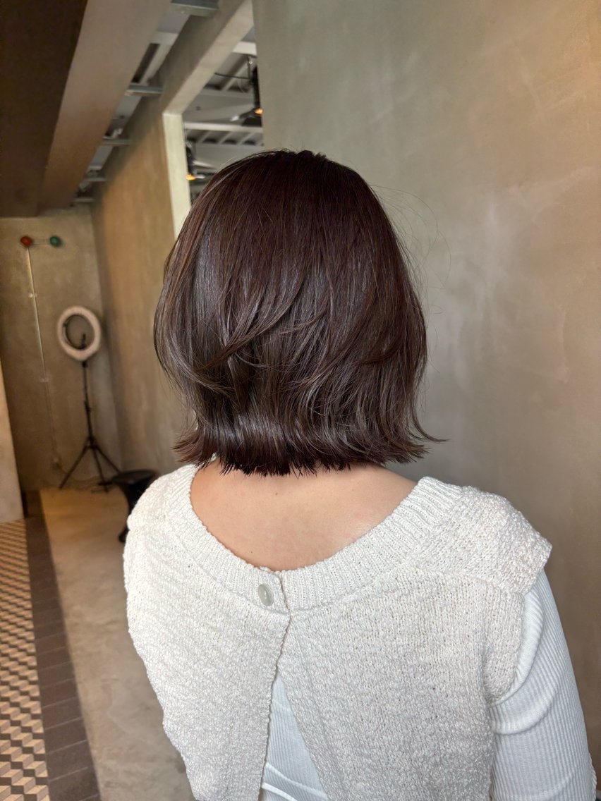 ショート 切りっぱなしボブ ボブレイヤー ボブ レイヤーカット カット ヘアカラー トリートメント ワタナベ ミサキのヘアスタイル